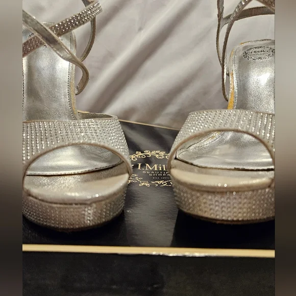 I. MILLER Sherita-FY Bride Prom Silver Platform SZ 7 Womens Strappy Heels - Picture 5 of 12